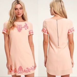 🌟 Lulu’s Tale to Tell Pink Cream Embroidered Dress Half Sleeves